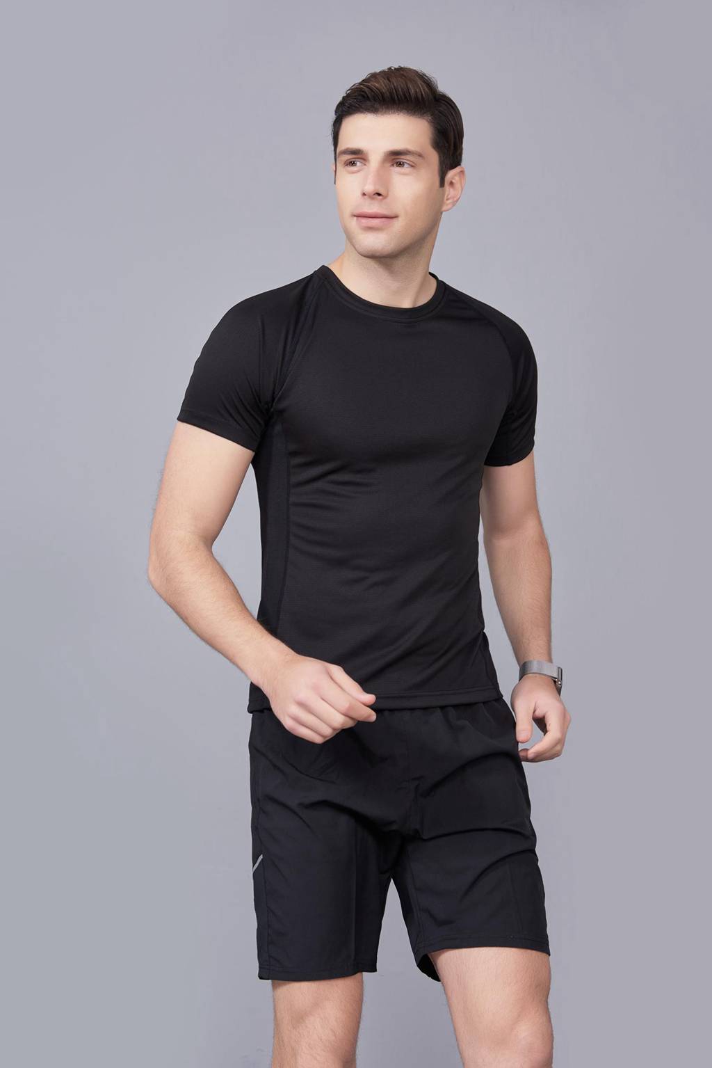 修身運動短袖 舒適透氣跑步訓(xùn)練速干T恤-黑色