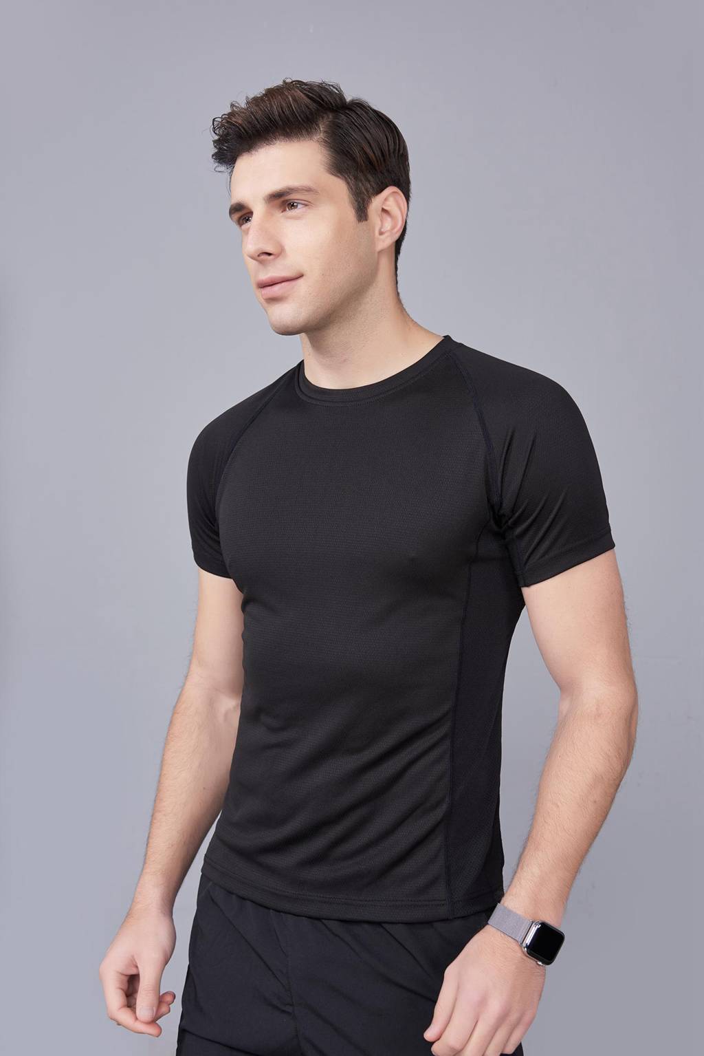 修身運動短袖 舒適透氣跑步訓(xùn)練速干T恤-黑色