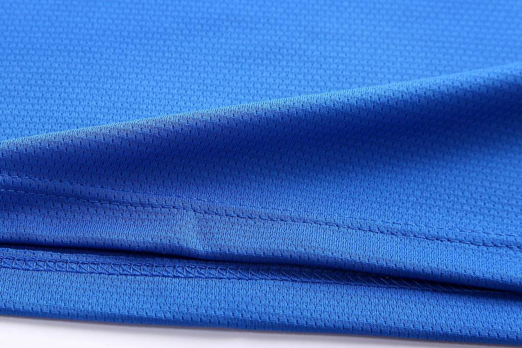 修身運(yùn)動(dòng)短袖 舒適透氣跑步訓(xùn)練速干T恤細(xì)節(jié)展示