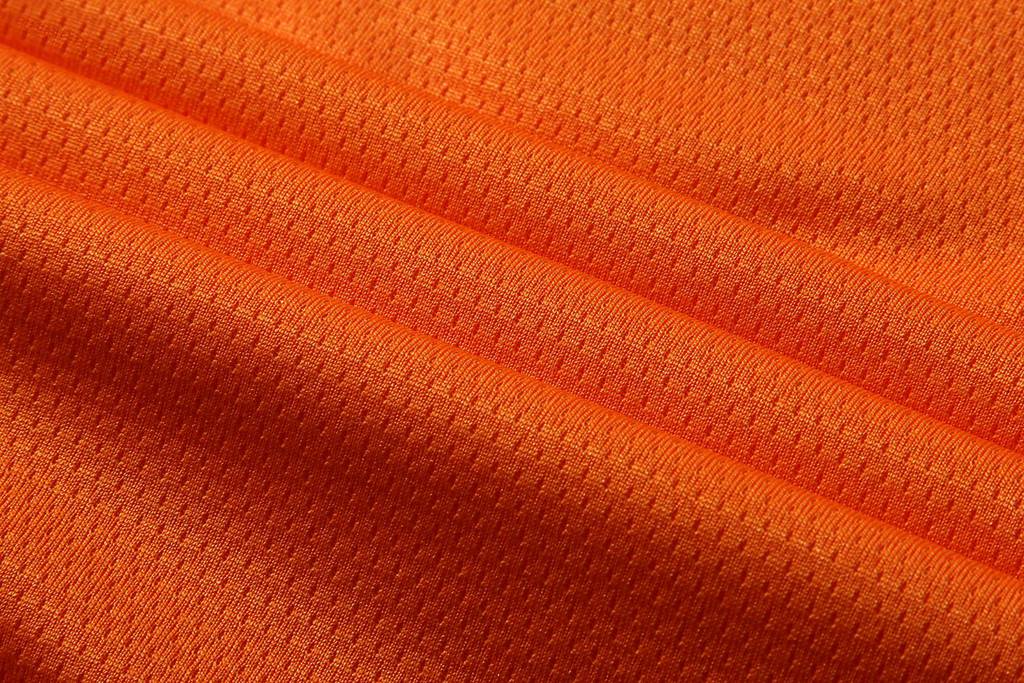 修身運(yùn)動(dòng)短袖 舒適透氣跑步訓(xùn)練速干T恤細(xì)節(jié)展示