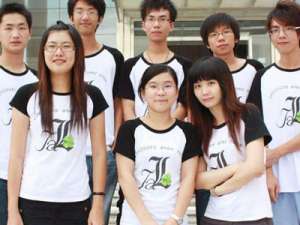 大學(xué)生校服定做有沒有必要?要注意什么？